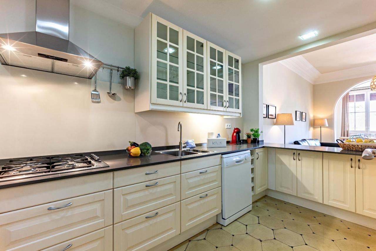 Habitat Apartments Bailén Barcellona Esterno foto